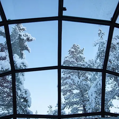 酒店 卡克斯劳塔宁阿克蒂克度假酒店 - 圆顶小屋和小木屋 萨利色尔卡