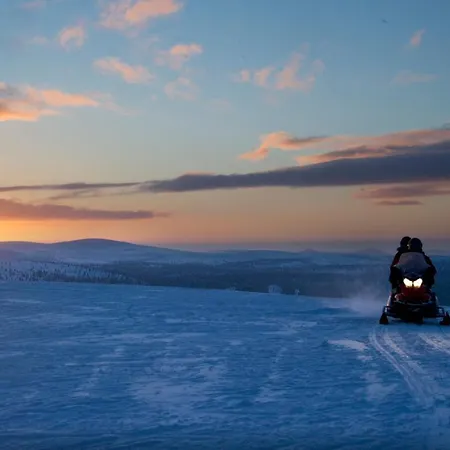 Kakslauttanen Arctic - Igloos And