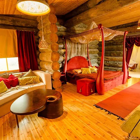 מלון Kakslauttanen Arctic - Igloos And 5*