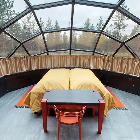 卡克斯劳塔宁阿克蒂克度假酒店 - 圆顶小屋和小木屋 5*