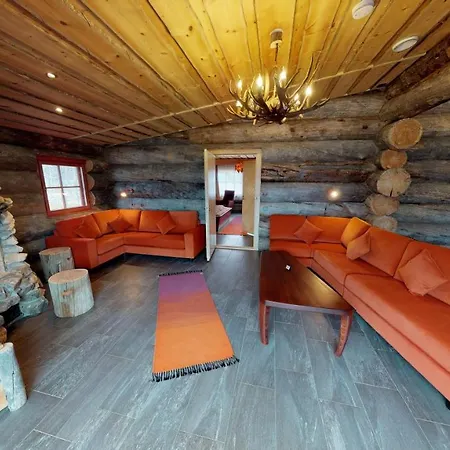 Kakslauttanen Arctic - Igloos And Hotel