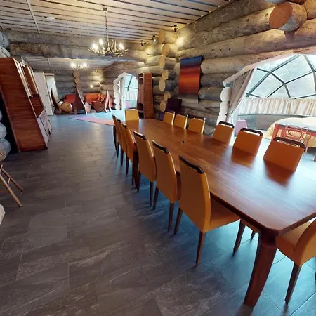 Kakslauttanen Arctic - Igloos And
