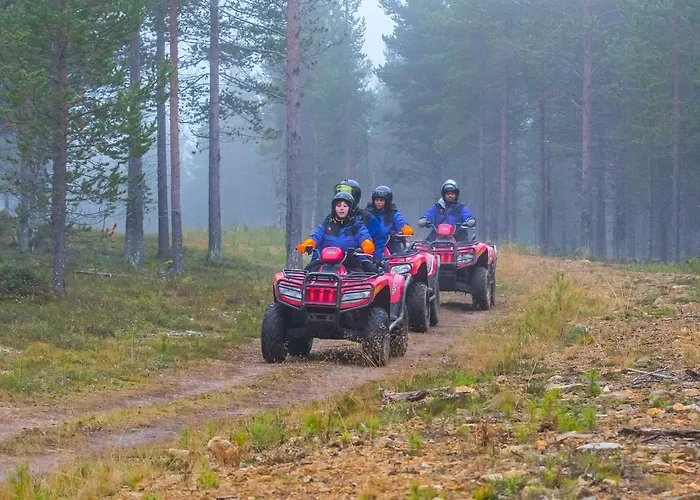 Kakslauttanen Arctic - Igloos And Hotel