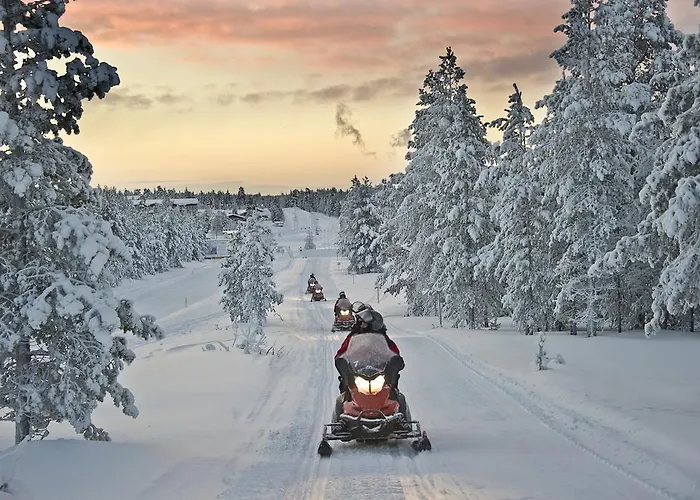 Kakslauttanen Arctic - Igloos And Hotel