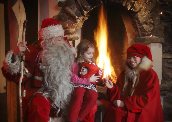 カクシラウッタネン 北極リゾート イグルー&シャレー