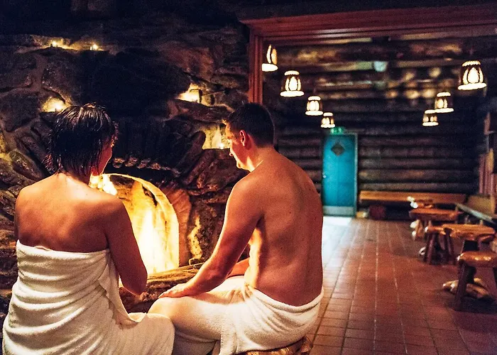 カクシラウッタネン 北極リゾート イグルー&シャレー ホテル 5*